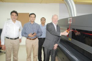 Avenue Graphics, Mumbai adopts EFI VUTEk GS3250