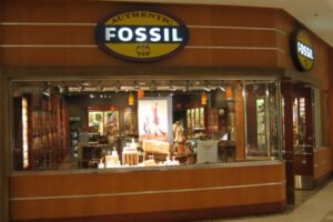 Fossil Group opens first stand-alone store
