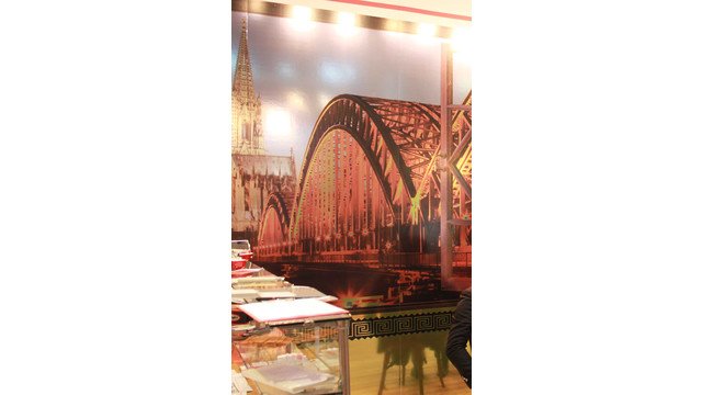 You are currently viewing Aslan releases new metal effect film