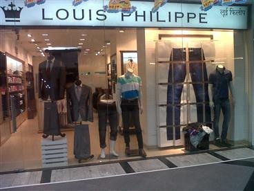 You are currently viewing Louis Philippe to unveil new 30 LP Sport and 10 House of Louis Philippe stores