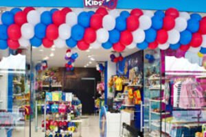 Warner Bros ties up with Exelixi for kids stores