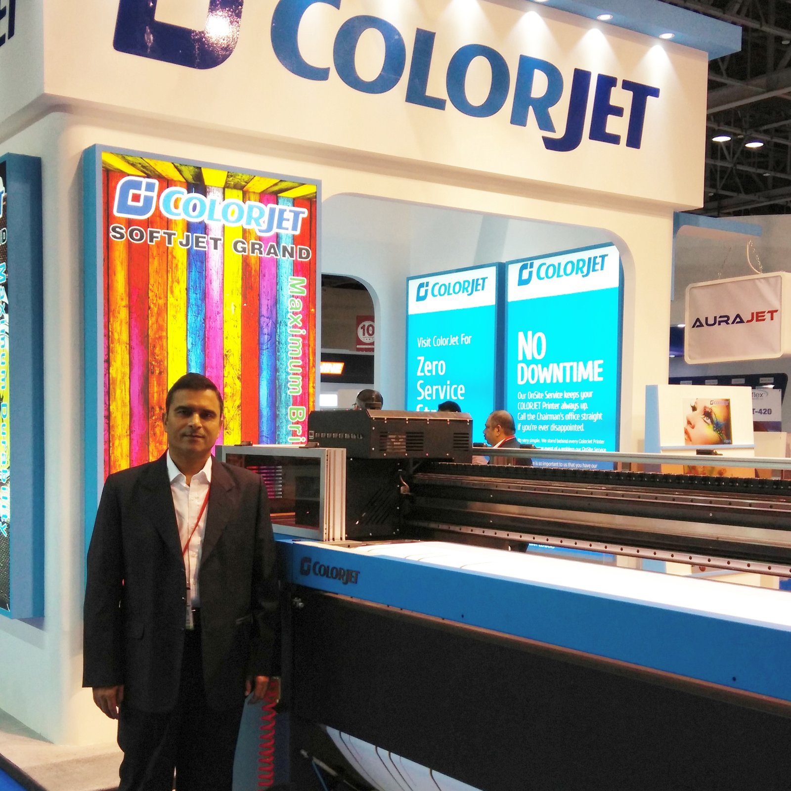 You are currently viewing Colorjet launches new Softjet Grand and Vastrajet printers at SGI Dubai 2015