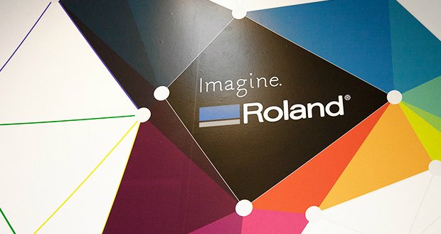 You are currently viewing Roland DG’s virtual tour of Creative Centre available ‘live’ online