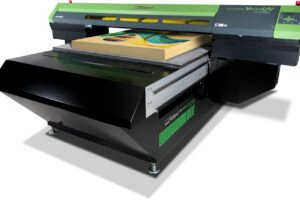 Roland DG’s new versatile VersaUV LEJ-640FT UV-LED flatbed printer