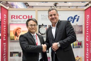 RICOH to sell EFI VUTEk flatbed printers globally