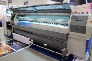 Mehta Cad Cam delivers new Gongzheng printer at Swayam Grafix in Aurangabad