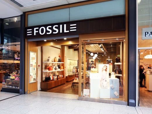 You are currently viewing Fossil to open five new stores for smart watches
