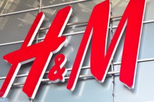 H&M plans to open stores in smaller towns