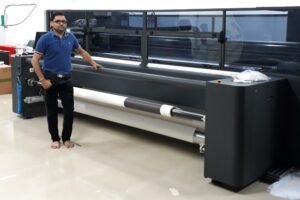 Arrow Digital delivers EFI-Reggiani ReNOIR NEXT 340 to Caterpillar Signs