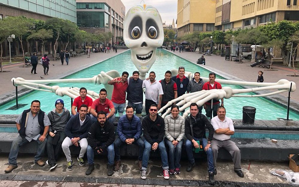 Read more about the article Mexican printer uses Massivit 1800 3D to create colossal, illuminated human skeleton