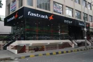 Fastrack plans to launch stores with service centres