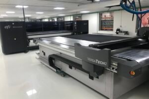 Arrow Digital delivers its first MCT VersaTech2 to Caterpillar Signs in Ahmedabad