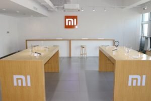 Xiaomi and Huawei plan to launch of exclusive retail outlets in India