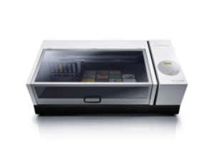 Roland announces new VersaUV LEF2-200 UV flatbed printer