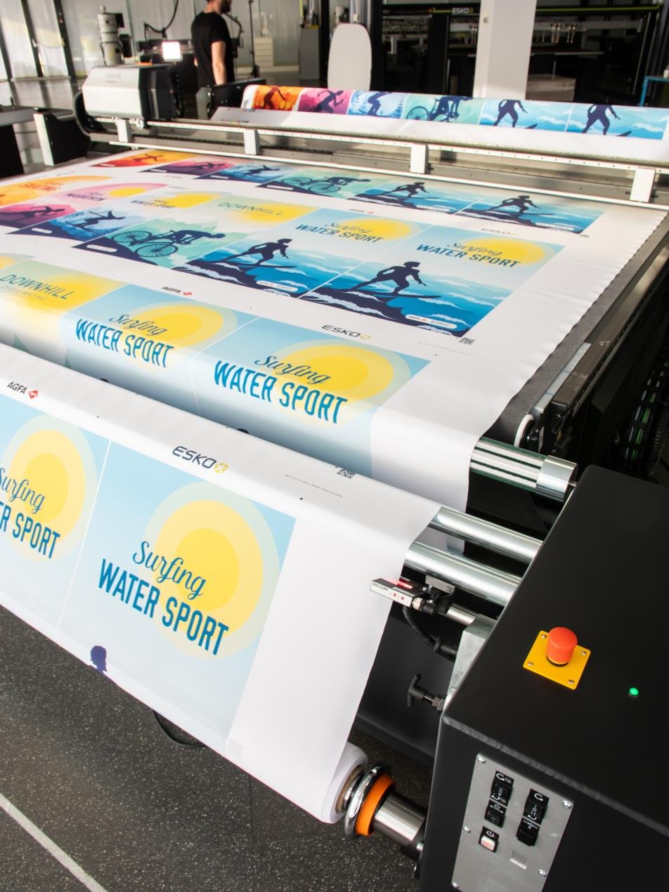 You are currently viewing ESKO launches Motorised Roll Feeder for accurate & efficient cutting of soft signage