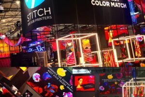 HP showcases its flagship new HP Stitch S Series printer at ITMA 2019