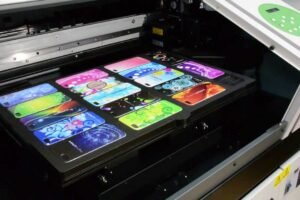 Roland VersaUV LEF-20 and LEF-200 UV flatbed printers can now upgradable