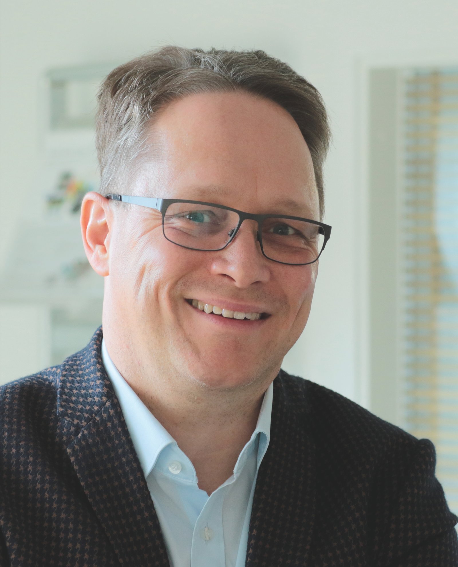 You are currently viewing Oliver Luedtke appointed as Chief Marketing Officer at ColorGATE