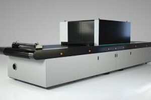 EFI Cubik digital inkjet printer for wood decoration prints without direct contact