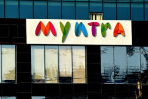Myntra plans for 100 brick-n-mortar stores in two years