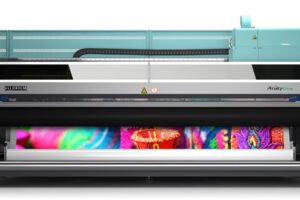 FUJIFILM launches ‘perfect’ Acuity Ultra superwide RTR printer in India