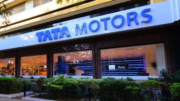You are currently viewing Tata Motors to add 100 new sales outlets for passenger vehicles