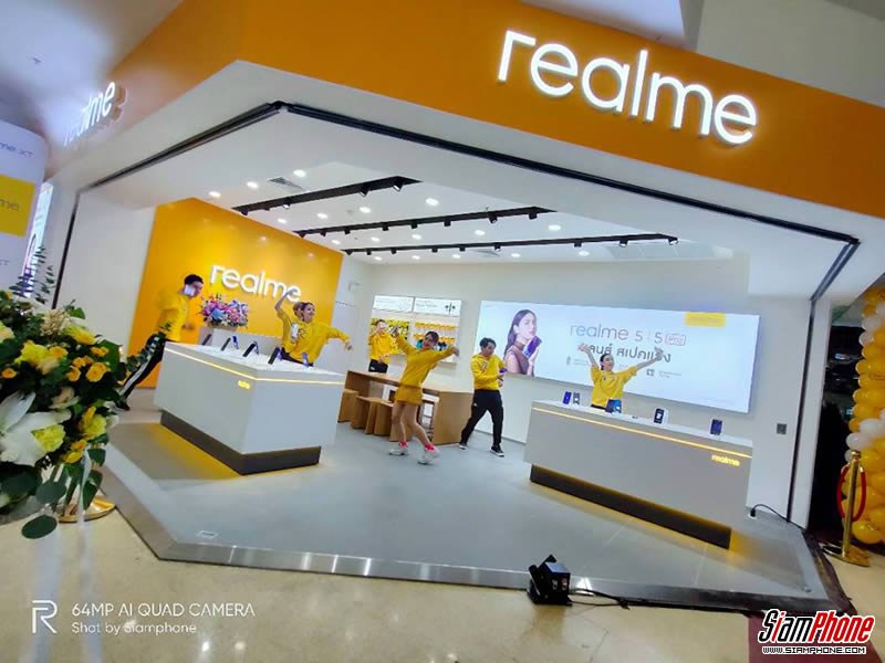 You are currently viewing Realme to open 50 stores in India to foray into new product verticals