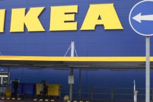 IKEA keen to set up shopping centres in India