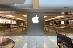 Apple aiming at expanding retail presence in India