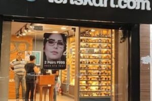Lenskart plans to open 300 more new stores