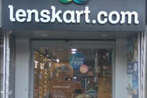 Lenskart plans for more than 300 new stores