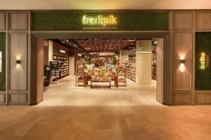 Reliance Retail launches new Freshpik experiential food store
