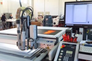 Zünd Connect creates transparency and identifies areas in digital cutting workflow