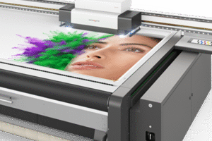 swissQprint presents total solution for UV flatbed printing on glass