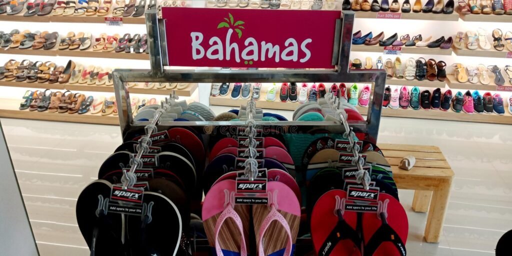 bahamas footwear sleepers hanging showcase flite fashion showroom arrange sandle shoes female relaxo city lights men sport 162013269