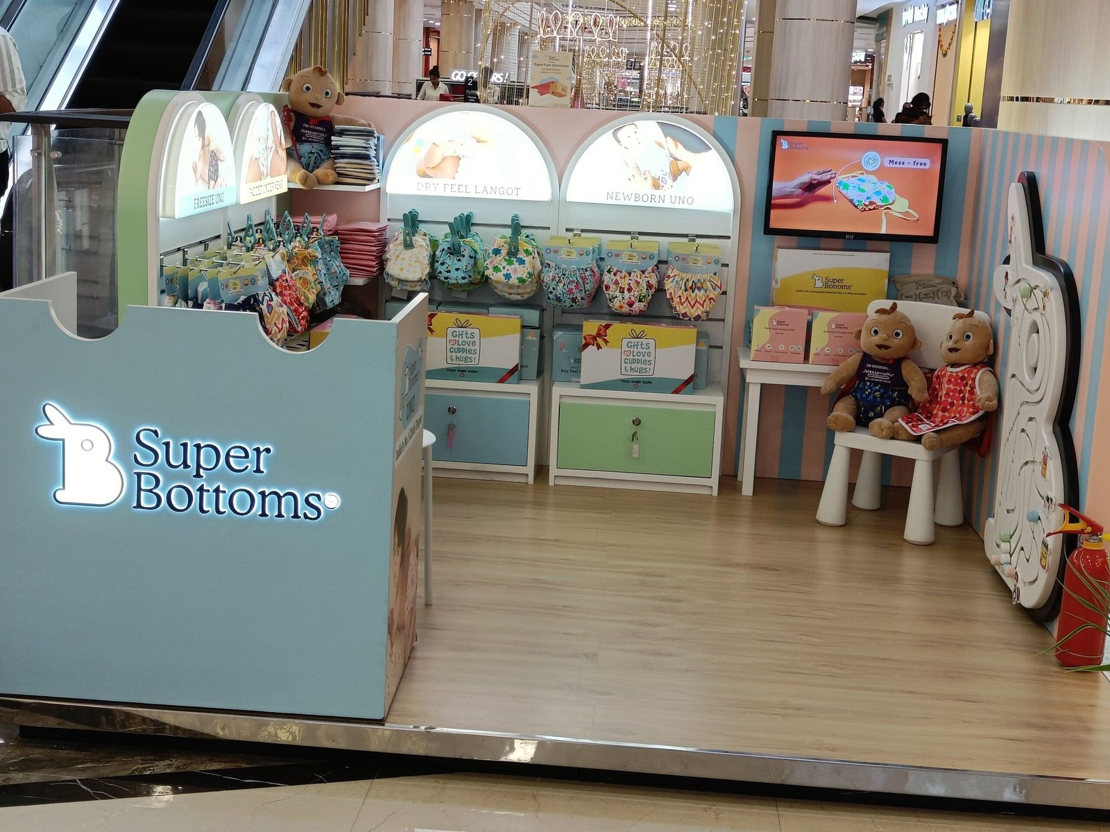 You are currently viewing SuperBottoms goes for brick n’ mortar stores