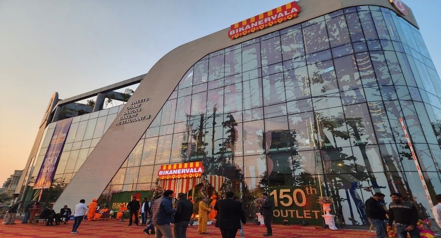 You are currently viewing Bikanervala opens 10th restaurant in Gurugram
