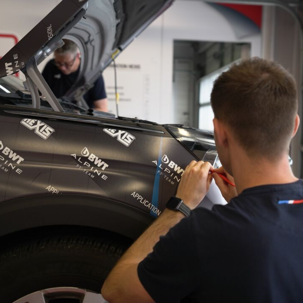 Alpine F1 HEXIS partnership