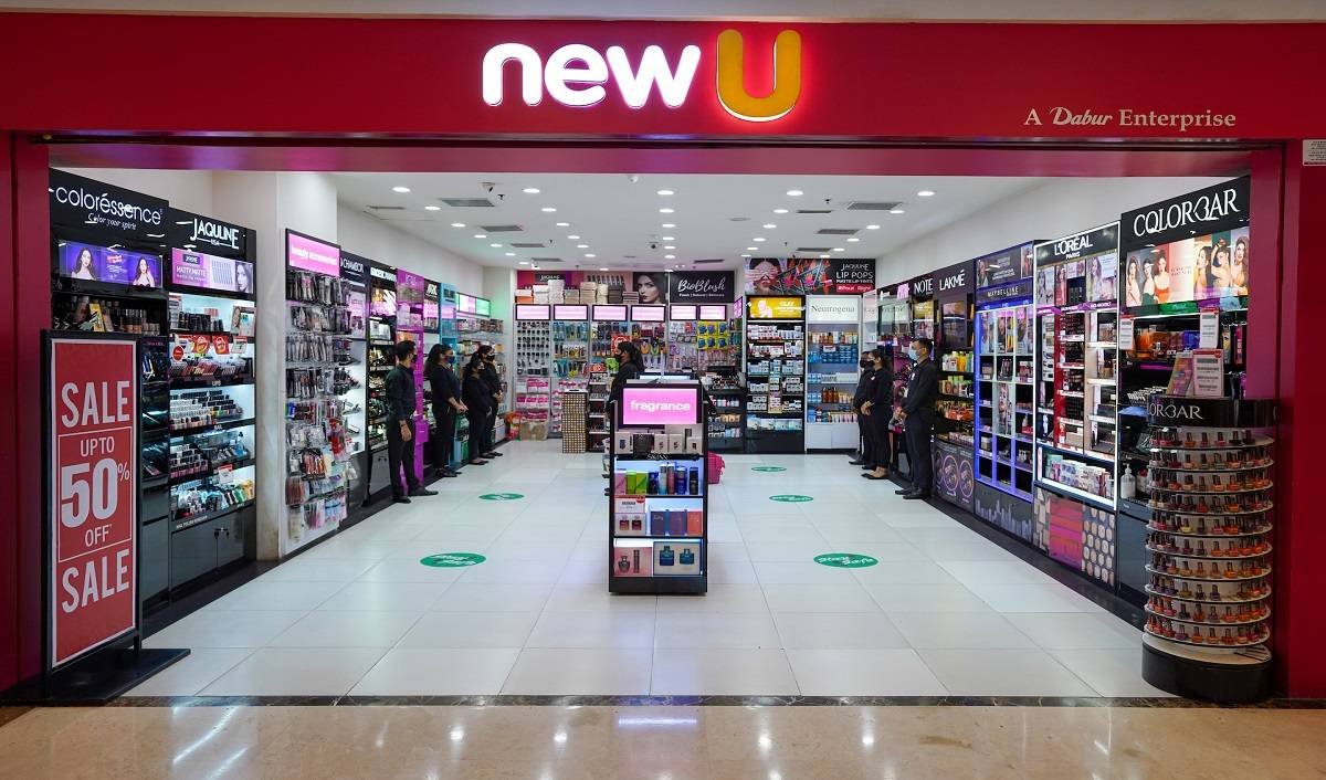 You are currently viewing Dabur NewU goes for offline retail expansion with new six stores