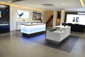 Samsung India inaugurates largest ever experience store in north at New Delhi