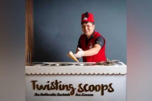 Twisting Scoops enters Mumbai with 45th outlet in India   