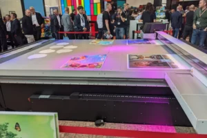 Canon unveils two new Arizona flatbed UV printers at FESPA 2023 Muinich