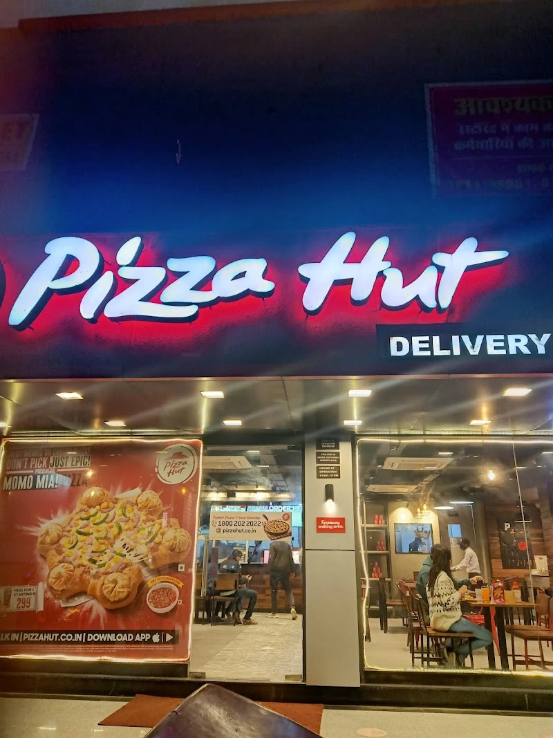 You are currently viewing Pizza Hut unveils new outlet in Madhya Pradesh   