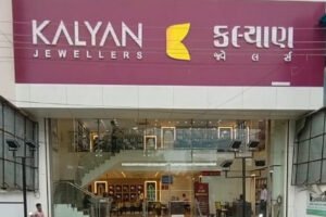 Kalyan Jewellers opens new showroom in Karnal