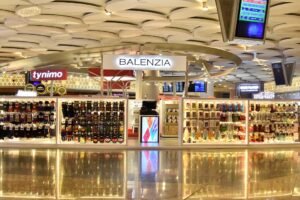 Balenzia opens new flagship outlet at Mumbai airport