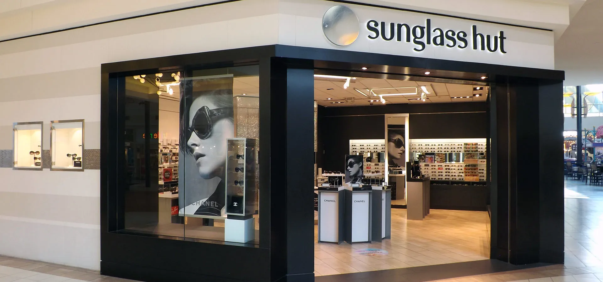 You are currently viewing Sunglass Hut launches new store at Gurugram