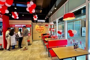 KFC opens new flagship outlet in Thane