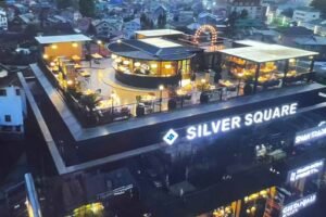 Café Delhi Heights expands in Srinagar with new outlet