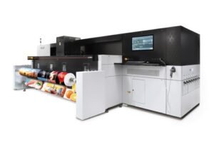 Durst P5X signifies mid-level flatbed & RTR UV printing