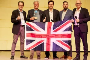 Papergraphics awarded as Best Performing HP Latex Partner in UK